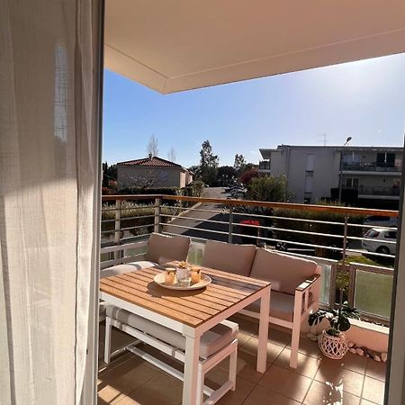 Appartement 2 Chambres Dans Residence Avec Piscine Et Parking La Ciotat Eksteriør bilde