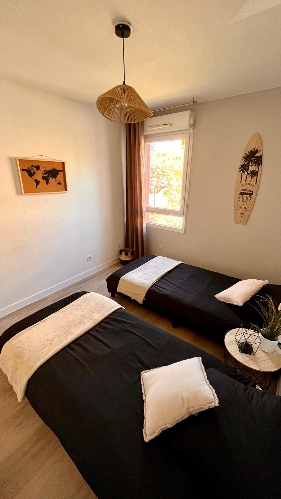 Appartement 2 Chambres Dans Residence Avec Piscine Et Parking La Ciotat Eksteriør bilde