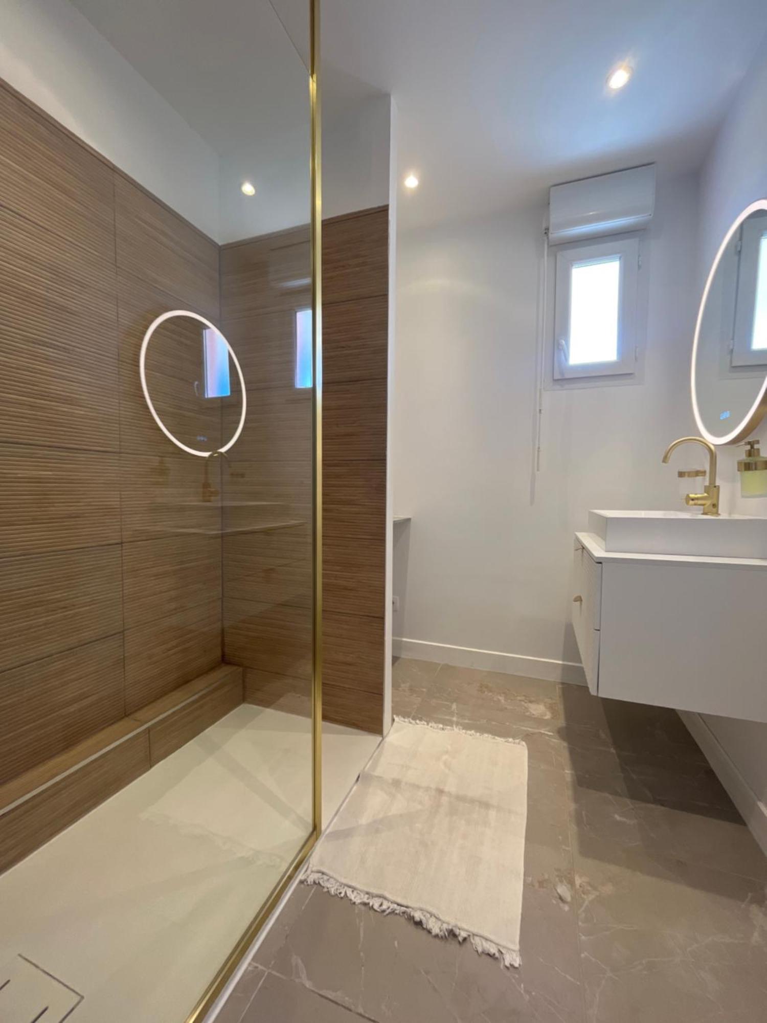 Appartement 2 Chambres Dans Residence Avec Piscine Et Parking La Ciotat Eksteriør bilde